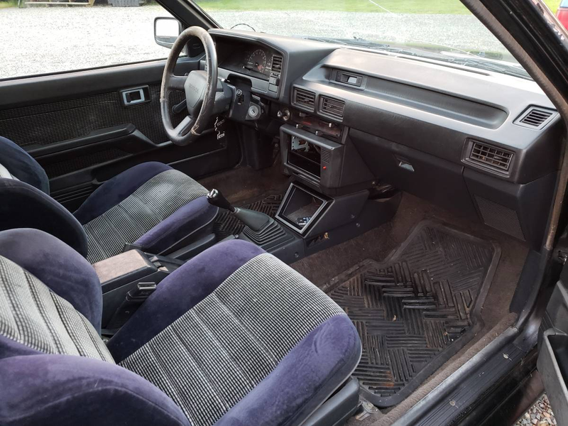 Illustration for article titled At $2,500, Could This 1988 Toyota Corolla Be a Sweet Sixteen?